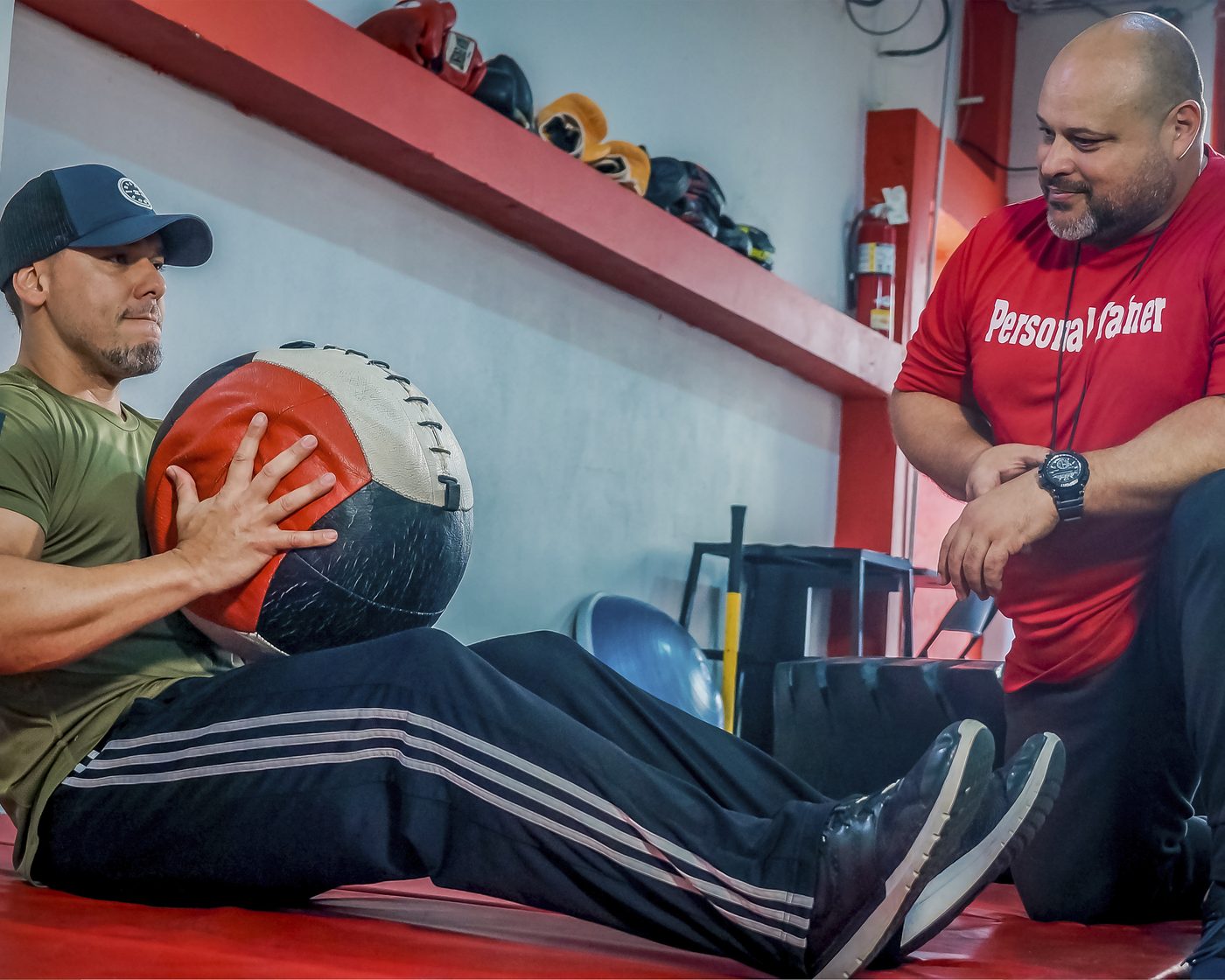 &Aacute;rea de entrenamiento funcional en Westside Fitness Club San Juan